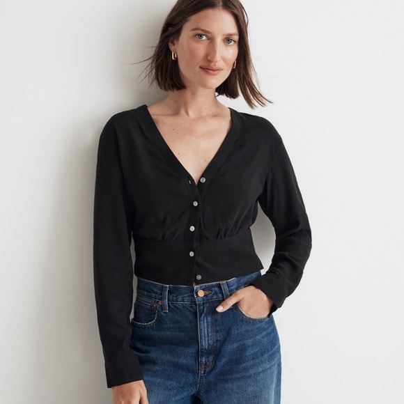Madewell Tops - Madewell V-Neck Button-Front Shirt